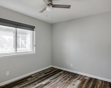 6101 London Dr - Photo Thumbnail 25