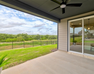 310 Livewater Ln - Photo Thumbnail 12