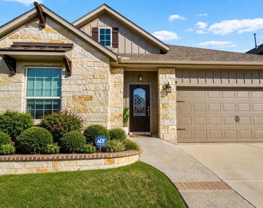 101 Double Mountain Rd - Photo Thumbnail 1