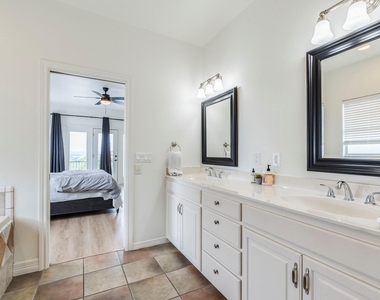 22401 Briarview Dr - Photo Thumbnail 22