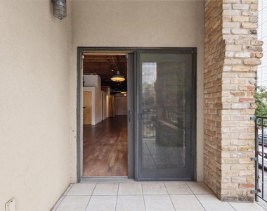 411 Brazos St - Photo Thumbnail 16