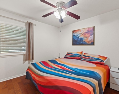 1110 W 22nd St - Photo Thumbnail 17
