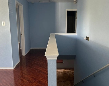 13105 Lofton Cliff Dr - Photo Thumbnail 9