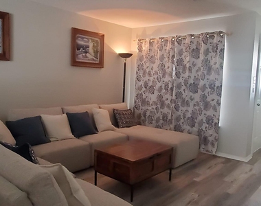 13413 Alysheba Dr - Photo Thumbnail 5