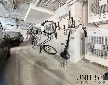 1312 Lincoln Place - Photo Thumbnail 15