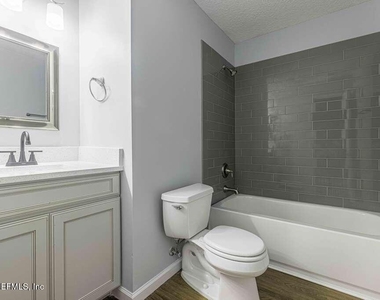 9305 Genna Trace Trail - Photo Thumbnail 10