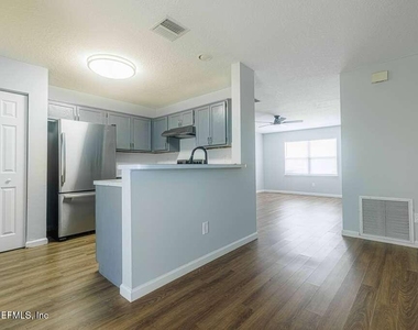 9305 Genna Trace Trail - Photo Thumbnail 5