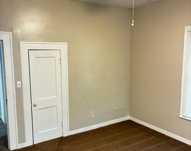 537 Alder Street - Photo Thumbnail 12