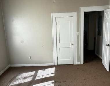 537 Alder Street - Photo Thumbnail 11