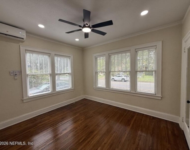 2744 Riverside Avenue - Photo Thumbnail 8