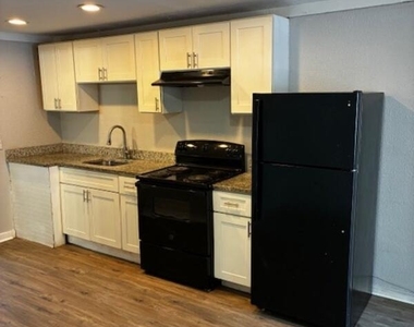2146 Inwood Terrace - Photo Thumbnail 1