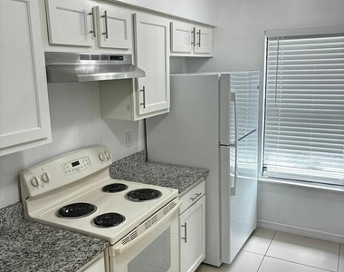5640 Ansley Street - Photo Thumbnail 4