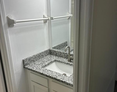 5640 Ansley Street - Photo Thumbnail 7
