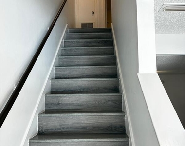 5640 Ansley Street - Photo Thumbnail 5