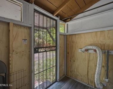 1216 24th Street - Photo Thumbnail 16
