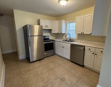 2908 Post Street - Photo Thumbnail 2