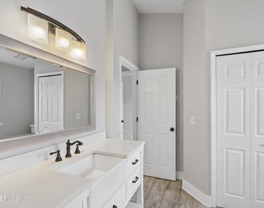 204 Crosstern Court - Photo Thumbnail 14