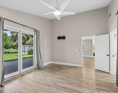 204 Crosstern Court - Photo Thumbnail 27