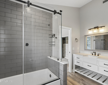 204 Crosstern Court - Photo Thumbnail 13