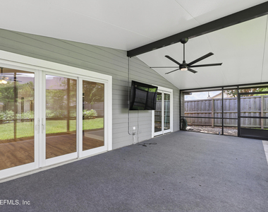 204 Crosstern Court - Photo Thumbnail 34