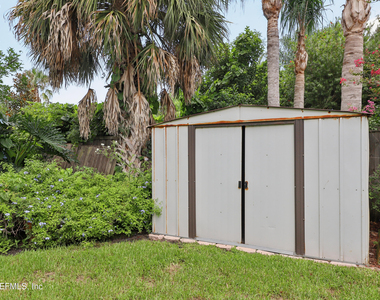 204 Crosstern Court - Photo Thumbnail 39