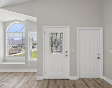 204 Crosstern Court - Photo Thumbnail 4
