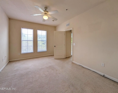 8290 Gate Parkway W - Photo Thumbnail 12