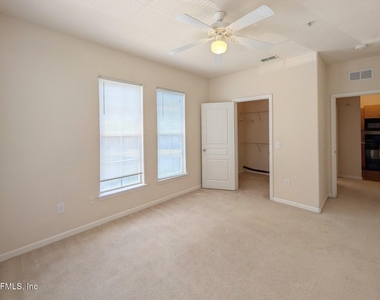 8290 Gate Parkway W - Photo Thumbnail 16