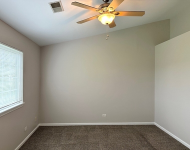 179 Polaris Drive - Photo Thumbnail 9
