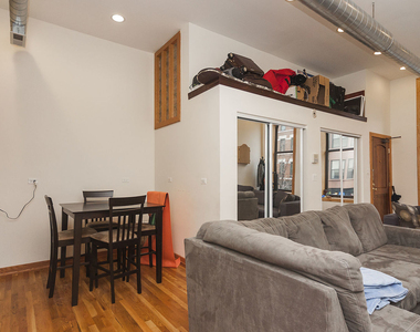544 N Wells Street - Photo Thumbnail 8