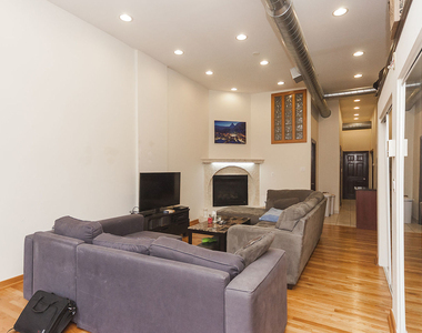 544 N Wells Street - Photo Thumbnail 10