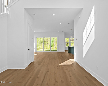 103 Reflections Avenue - Photo Thumbnail 12