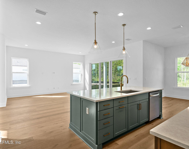 103 Reflections Avenue - Photo Thumbnail 9