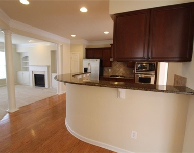 10752 Camarilla Court - Photo Thumbnail 10