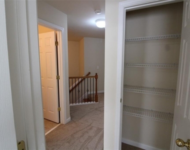 10752 Camarilla Court - Photo Thumbnail 31