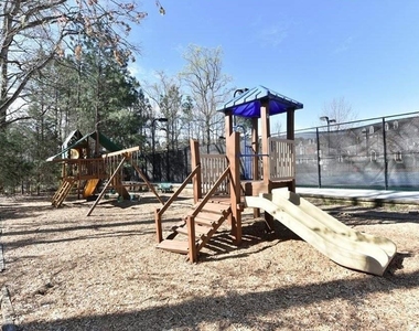 10752 Camarilla Court - Photo Thumbnail 36