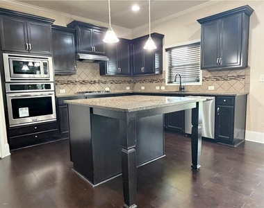 4485 Perlino Point - Photo Thumbnail 4