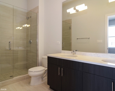 1507 W Carmen Avenue - Photo Thumbnail 7