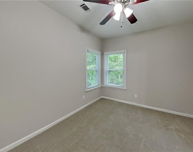1240 Cedar Brook Drive - Photo Thumbnail 10