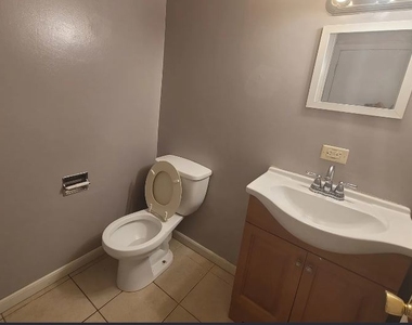 189 Robert Court - Photo Thumbnail 5