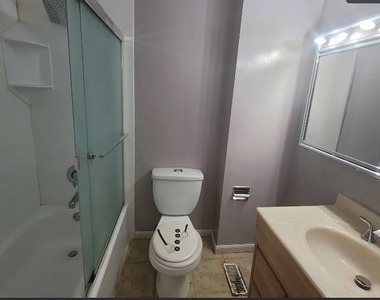 189 Robert Court - Photo Thumbnail 6