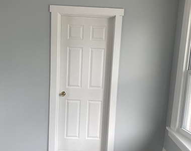 2704 E 77th Street - Photo Thumbnail 4