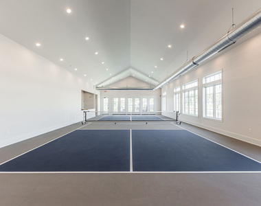 101 Cobblestone Court - Photo Thumbnail 25