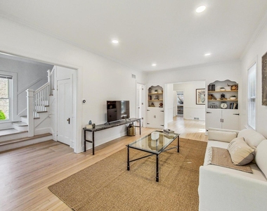 524 Park Avenue - Photo Thumbnail 3