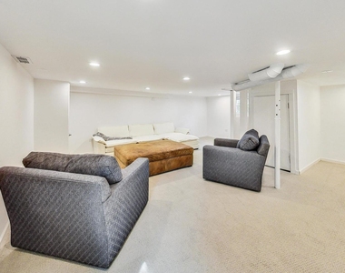 524 Park Avenue - Photo Thumbnail 28