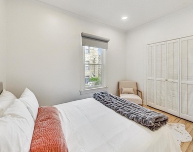 524 Park Avenue - Photo Thumbnail 16