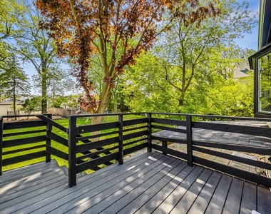 524 Park Avenue - Photo Thumbnail 35