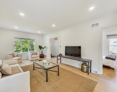 524 Park Avenue - Photo Thumbnail 4
