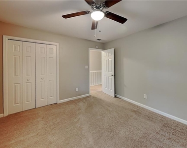 2052 Sumter Court - Photo Thumbnail 15