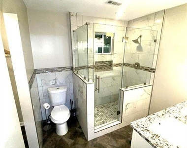 2176 Pansy Street - Photo Thumbnail 6